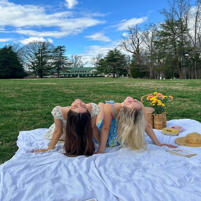 5 must-haves for the cutest bff picnic this spring