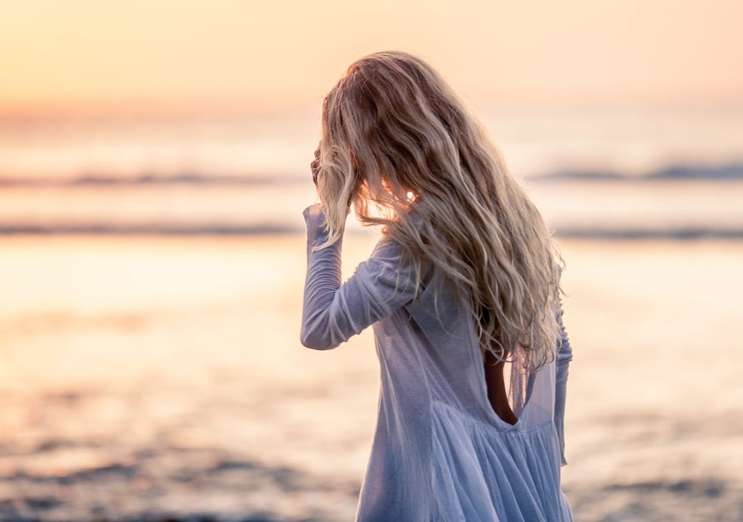 Want ocean-inspired beach waves? Try this DIY sea salt spray