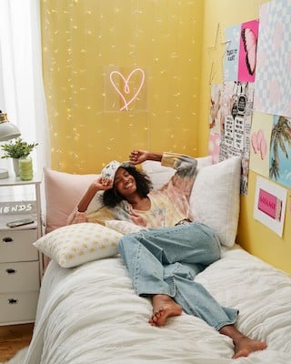 The dorm essentials you need for college