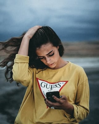 4 relationship red flags they might not be the one