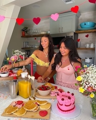 The cutest gifts to bring to your Galentine’s party this weekend