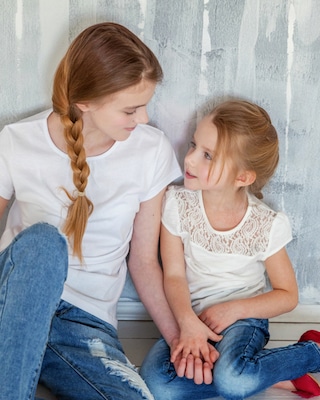 10 ways to show your siblings you love and appreciate them