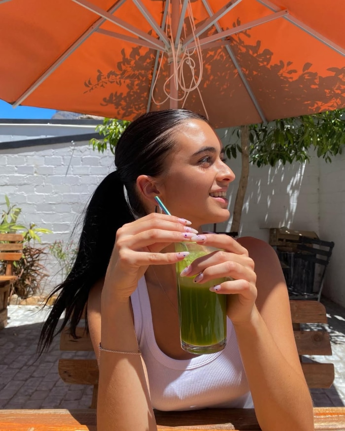 Summer-green-juice-aesthetic