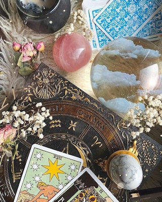 We just picked your perfect tarot card, according to your zodiac sign